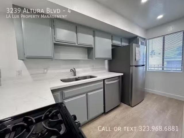 Condo for rent in North Hollywood