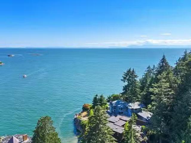 House for sale in West Vancouver, British Columbia