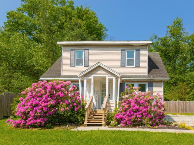 House for sale in Accord, New York