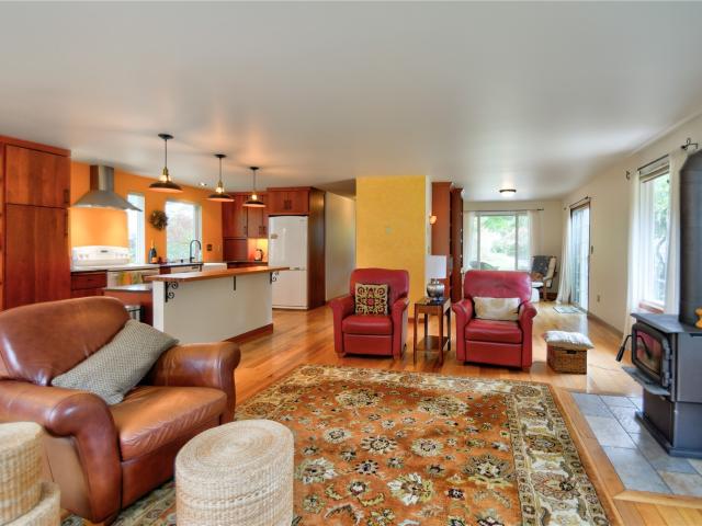 House for sale in North Olympia, Olympia