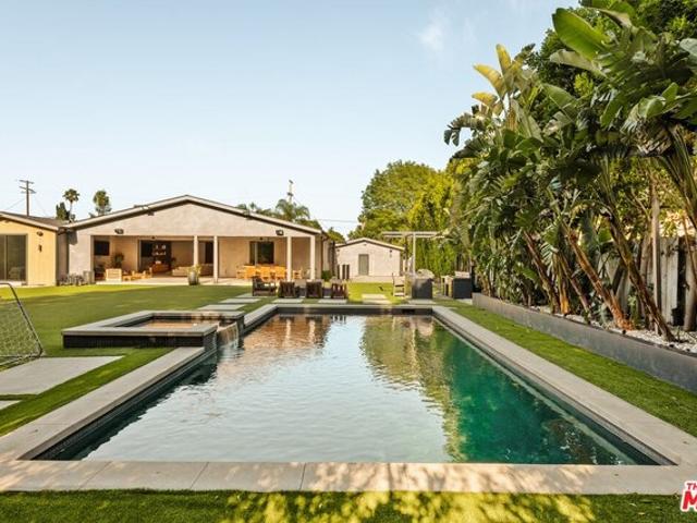 House for sale in Woodland Hills-Warner Center Neighborhood Council District, Canoga Park
