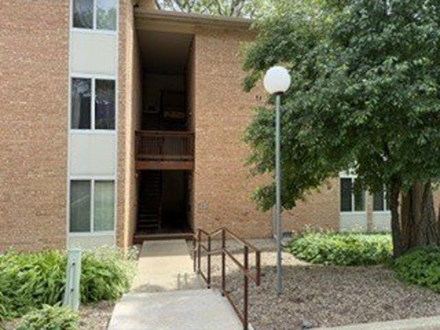 Condo for sale in Lisle, Illinois