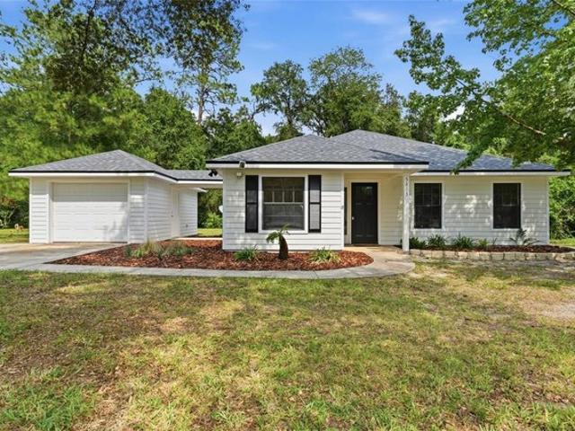 House for sale in Hawthorne, Florida