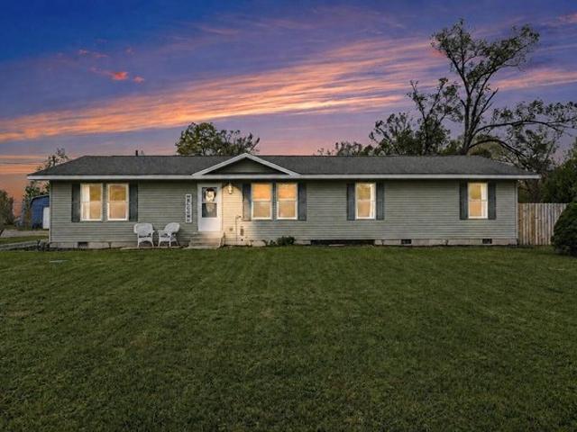 House for sale in Dowagiac, Michigan