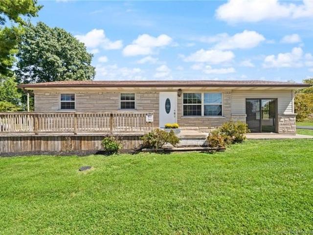 House for sale in Charlestown, Indiana