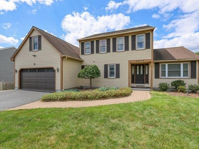 House for sale in Jamesville, New York