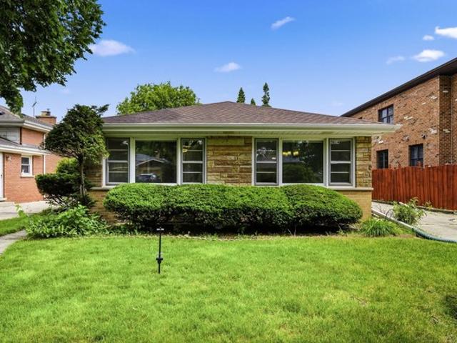 House for sale in Morton Grove, Illinois