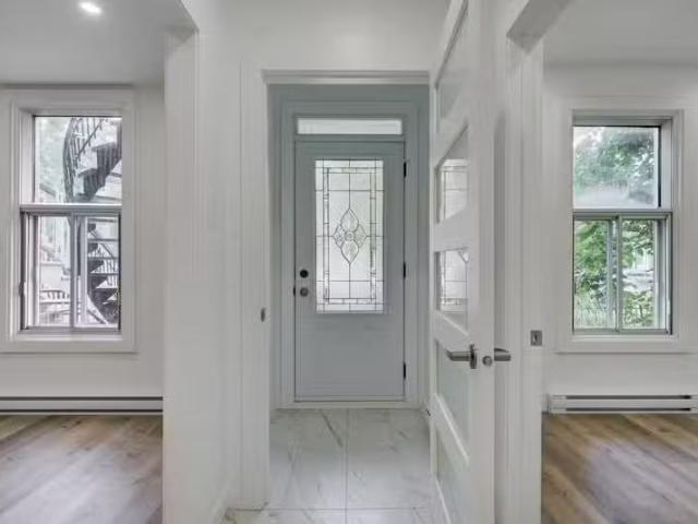 Condo for rent in St. Leonard's, Quebec