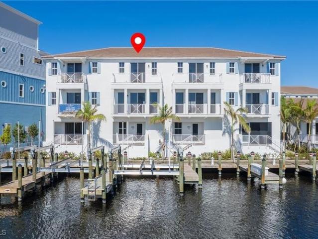 Townhouse for sale in Cape Coral