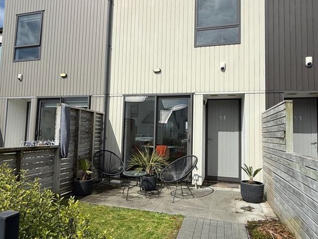House for rent in Raroa, Wellington
