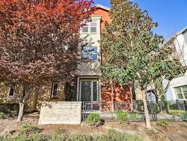 Condo for rent in Fremont
