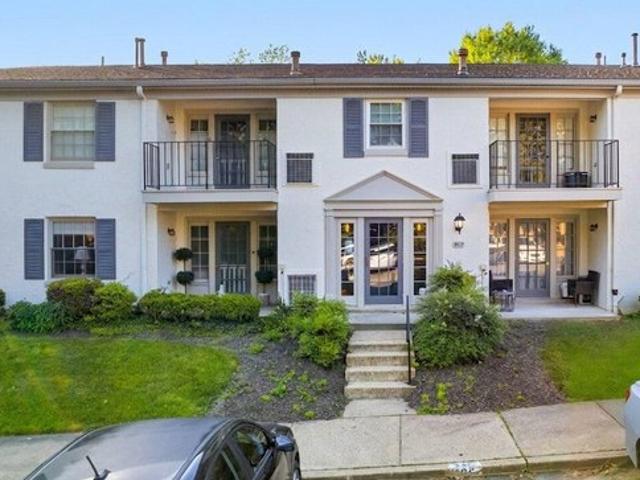 Condo for sale in Virginia