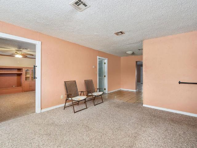 House for sale in Midwest City, Oklahoma County