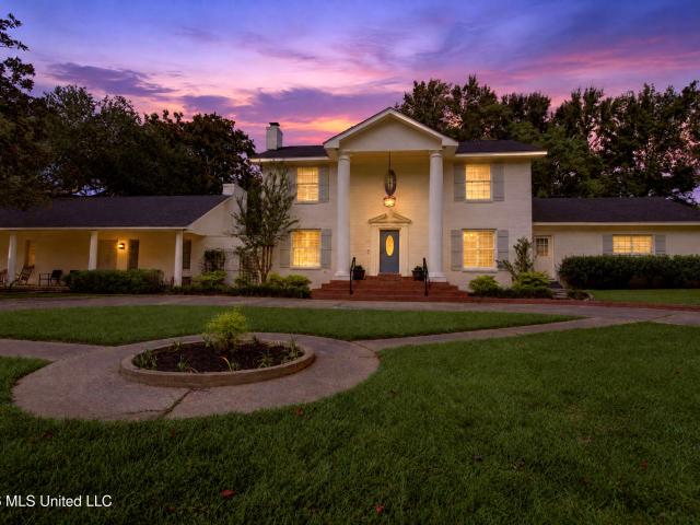 House for sale in Gulf Hills, Ocean Springs