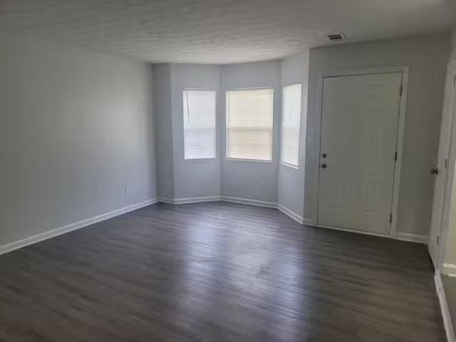 Condo for rent in Conyers