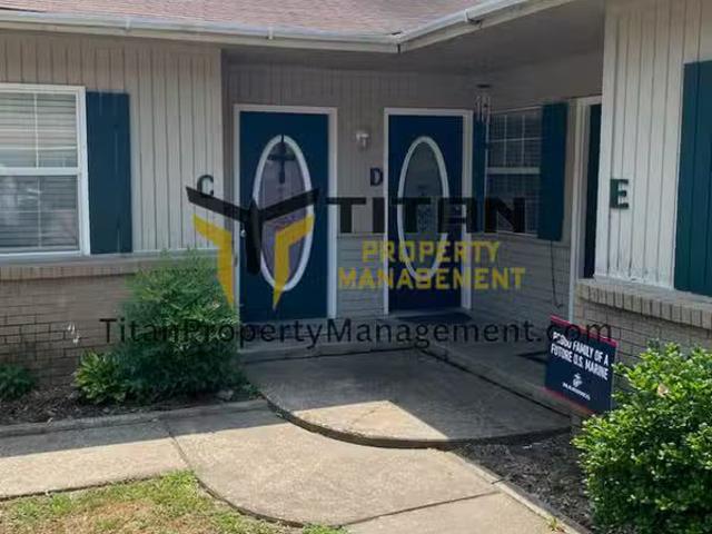 Condo for rent in Benton