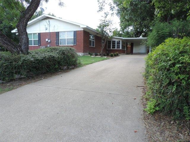 House for sale in Stephenville, Texas