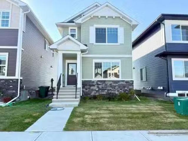 House for sale in Airdrie, Alberta