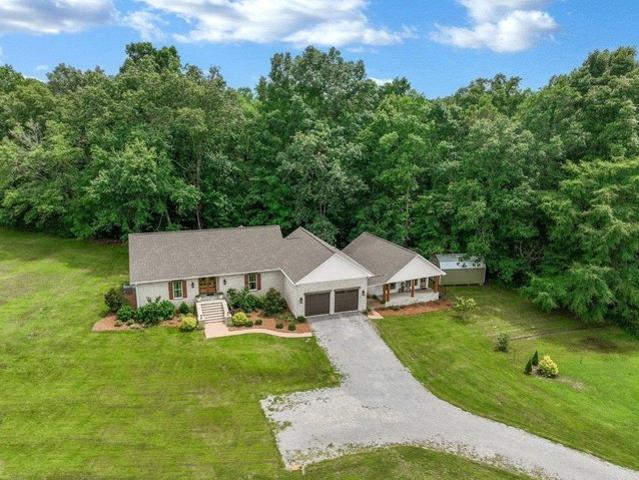 House for sale in Vinemont, Alabama