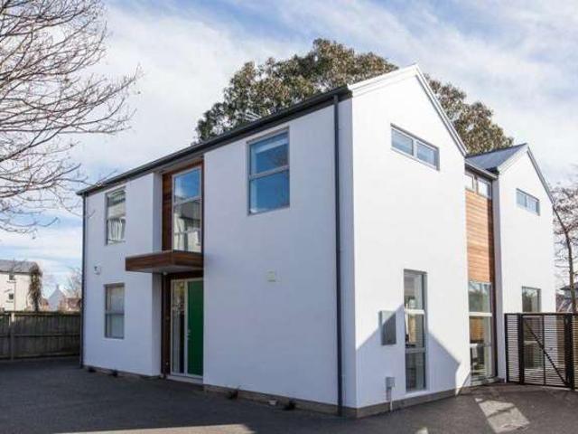 Apartment for rent in Addington, Canterbury