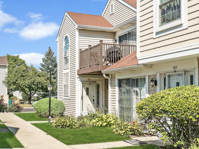 Condo for sale in Buffalo Grove, Illinois