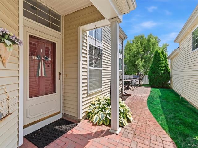 Condo for sale in Centereach, New York