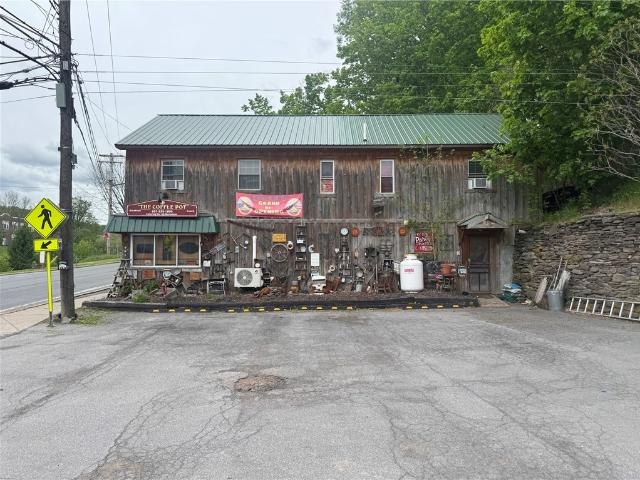 House for sale in Harpersfield, New York