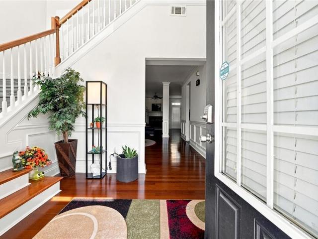 House for sale in Luxomni, Lilburn