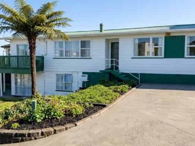 House for rent in Owhata, Oroua County