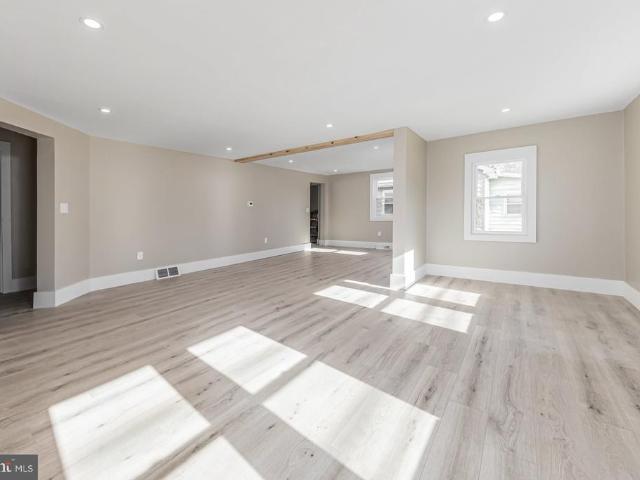 House for sale in Deepwater, New Jersey