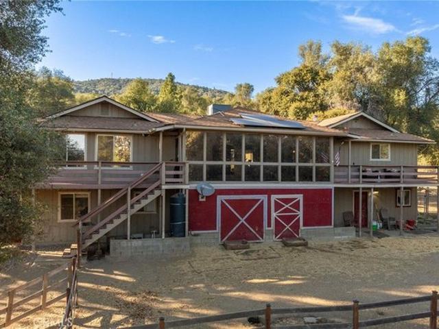 House for sale in Ahwahnee, Madera County
