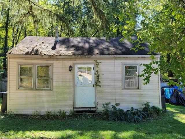 House for sale in Chippewa Lake, Ohio