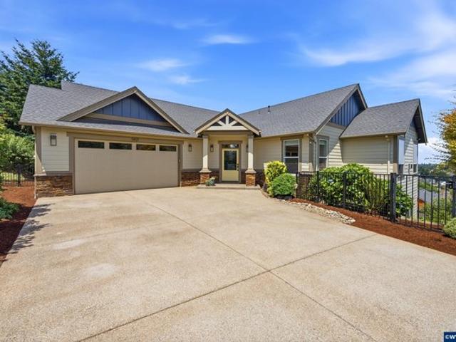 House for sale in Oregonia