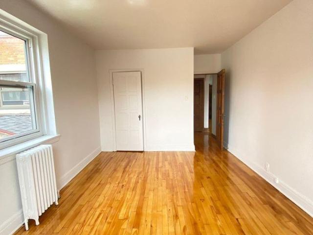 Apartment for rent in Hampstead, Quebec