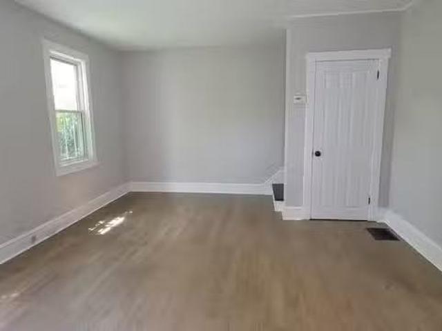 Condo for rent in Camden