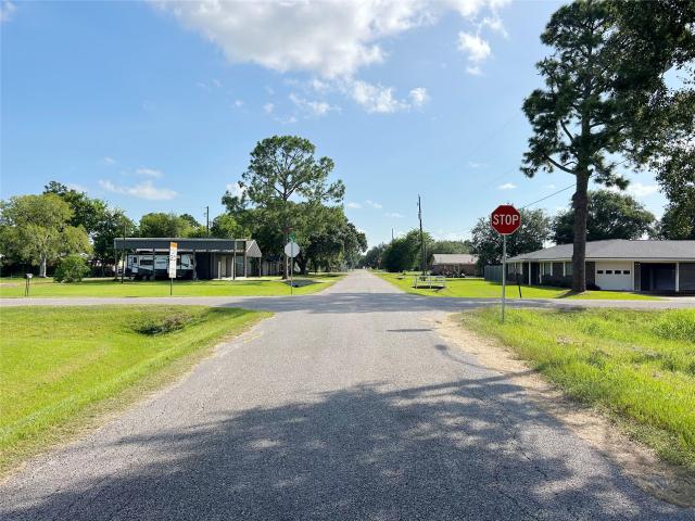 House for sale in Danbury, Texas