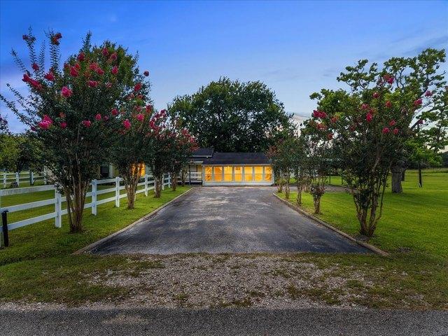 House for sale in Santa Fe, Texas
