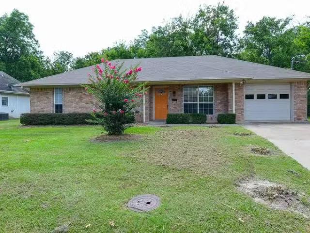 House for rent in Bonham