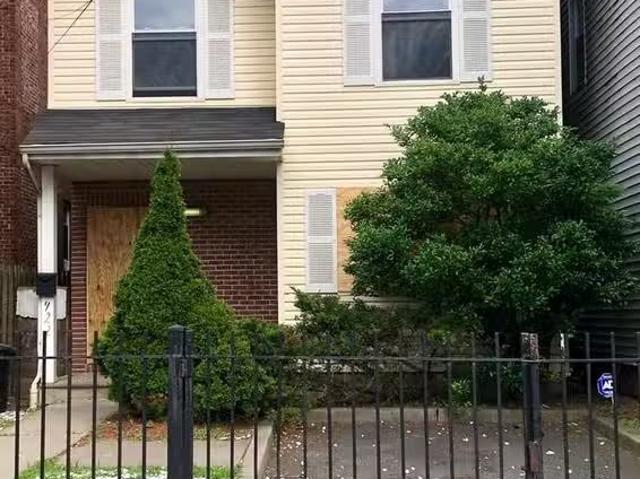House for rent in Newark