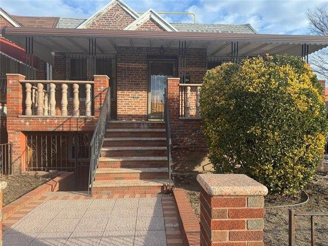 House for sale in Arverne, New York