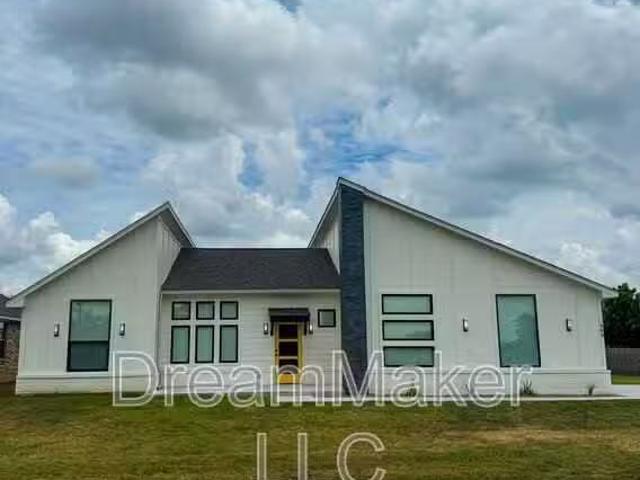 House for rent in Blanchard