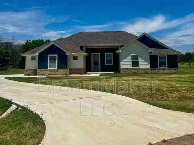 House for rent in Blanchard