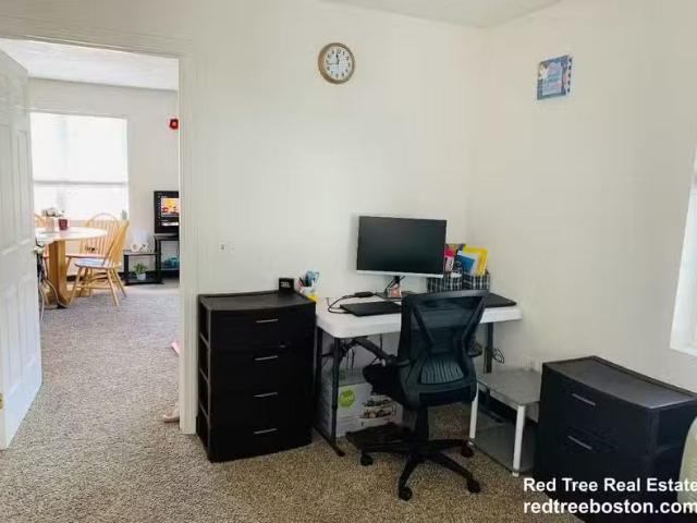 Condo for rent in Norwood