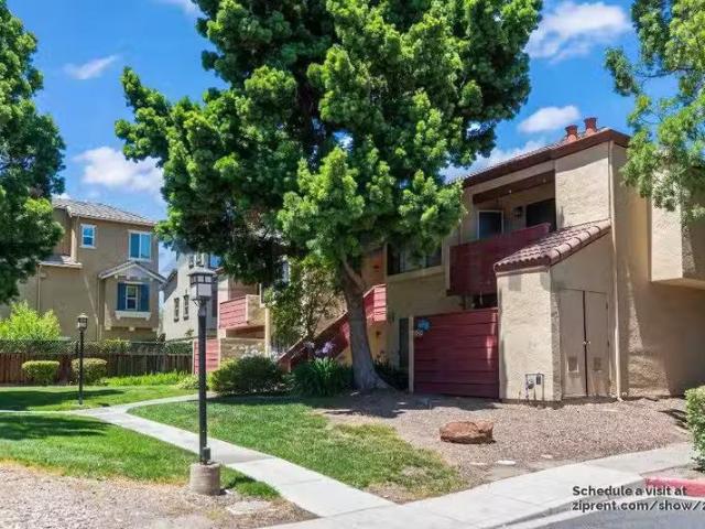 Condo for rent in Fremont