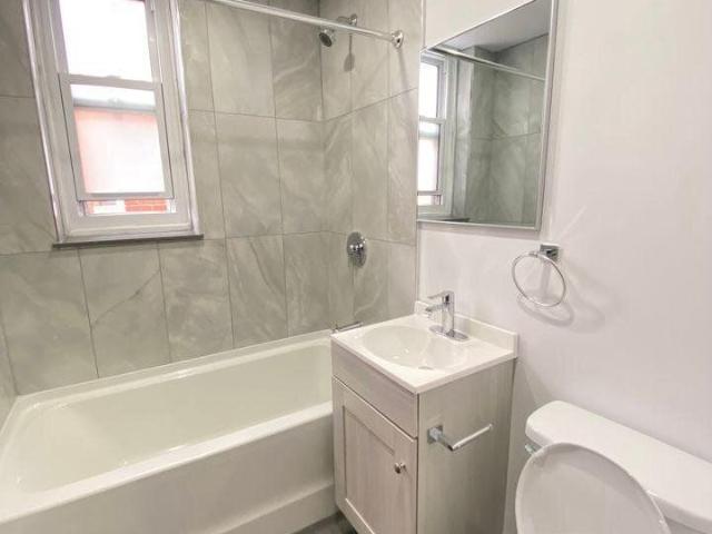 Apartment for rent in Hampstead, Quebec