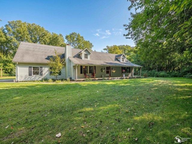 House for sale in Petersburg, Monroe County