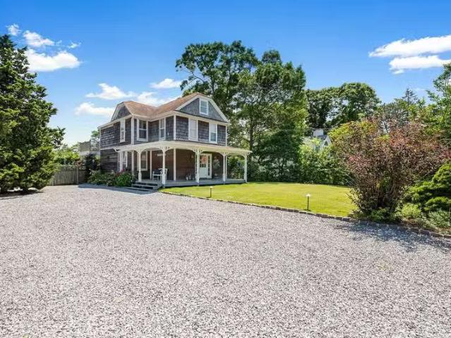 Condo for sale in Smithtown