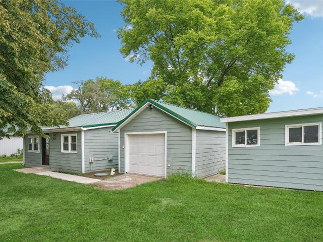 House for sale in Carlisle, Iowa