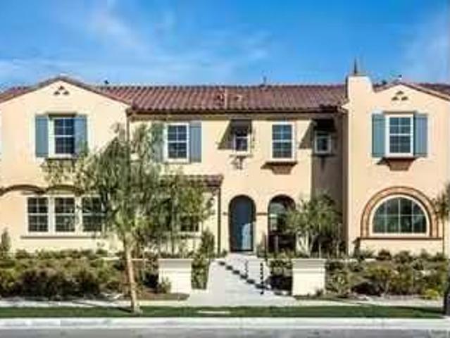Condo for rent in Fontana