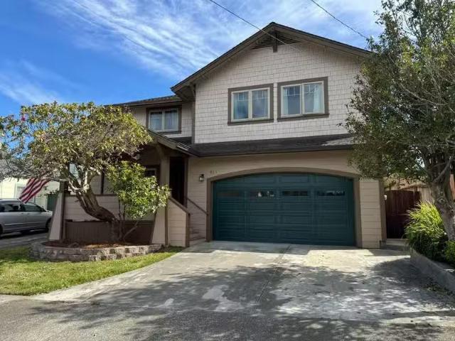 House for rent in Eureka